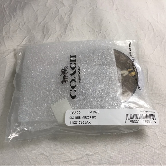 πNWT COACH Bumble Bee Signature Mirror Bag Tote Charm Key Chain MFSRP68. C8622. - Picture 15 of 15